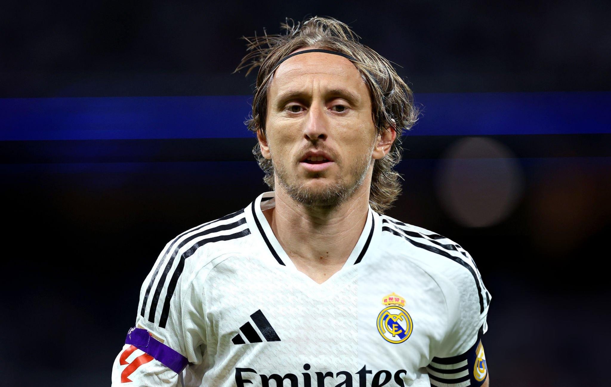 关于智利完胜曼城，莫德里奇高光表现的信息