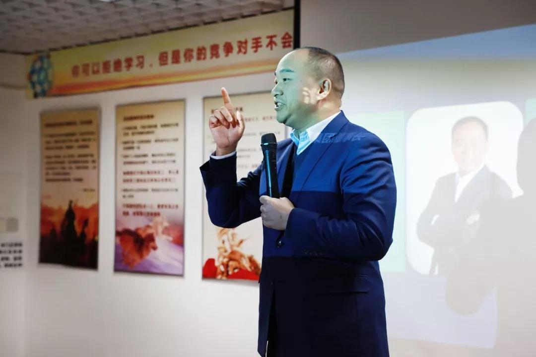 关于印尼代表团冲刺砥砺前行,力争最佳成绩的信息 关于印尼代表团冲刺砥砺前行,力争最佳成绩的信息