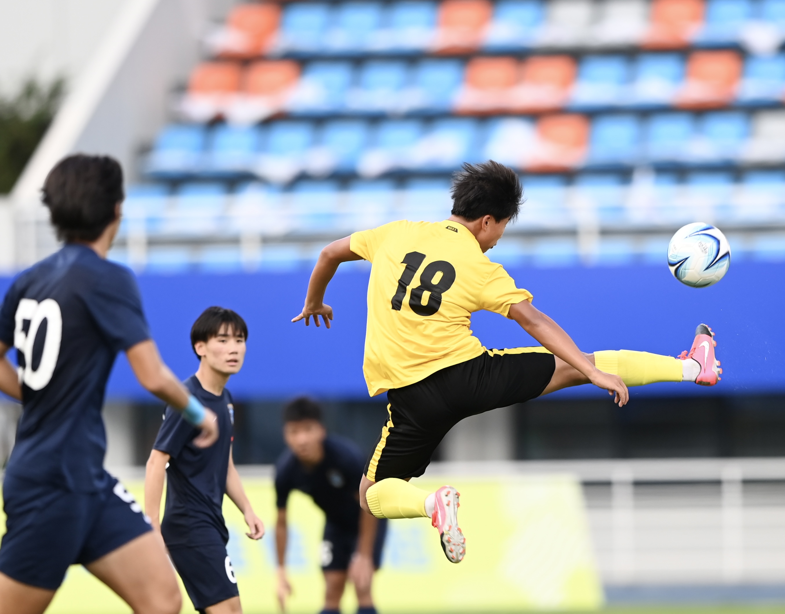 关于国内足球联赛的最新比赛回放精彩集锦的信息 关于国内足球联赛的最新比赛回放精彩集锦的信息