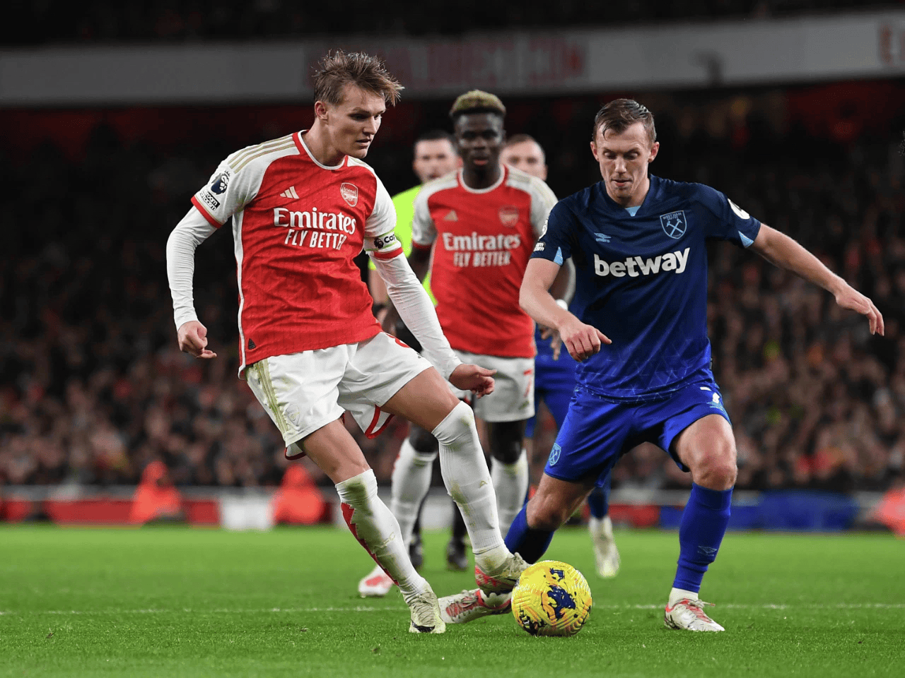 开云体育下载-伯恩茅斯客场击败米德尔斯堡，继续虎视眈眈的简单介绍