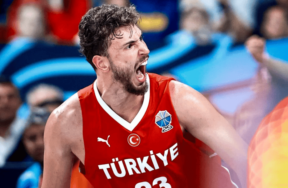 开云体育官方网站-土耳其篮球赛事吸引外籍球员参与