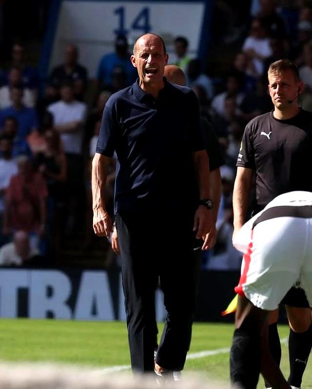 切尔西主场失利，教练组紧急调整