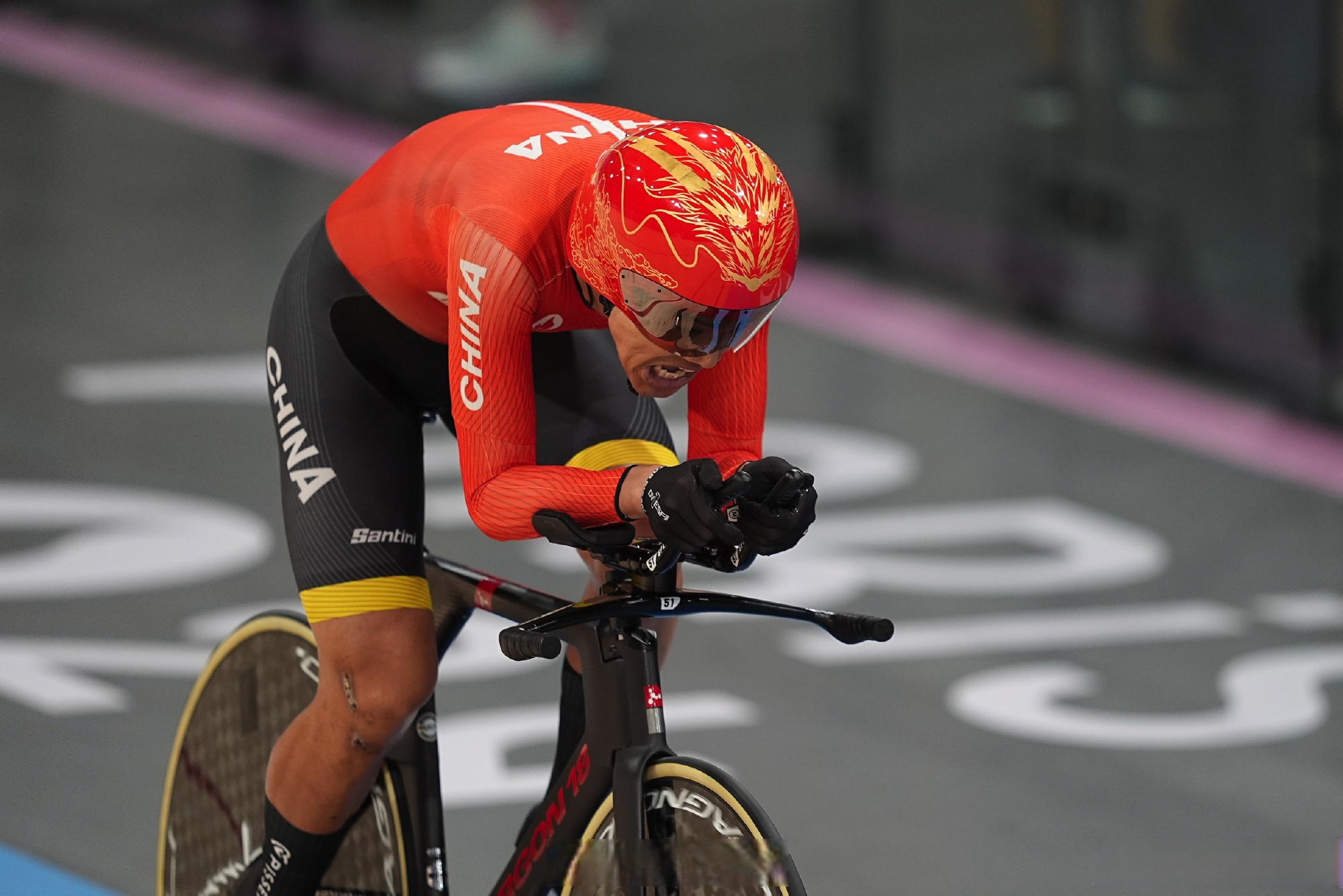 开云体育登录-美国自行车好手蝉联赛季冠军，强势夺冠的简单介绍