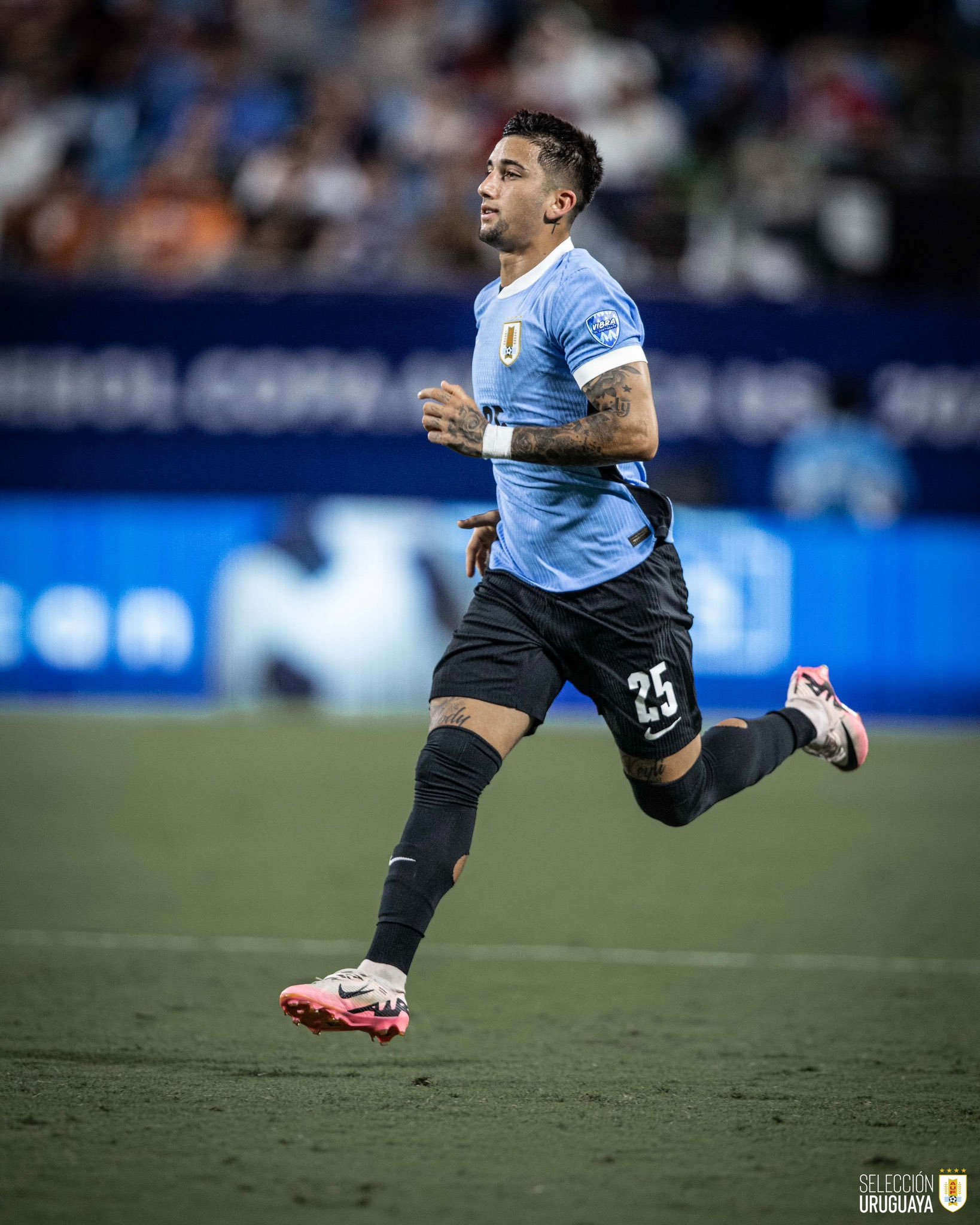 包含塞维利亚险胜巴西,库尔图瓦点燃赛场的词条 包含塞维利亚险胜巴西,库尔图瓦点燃赛场的词条