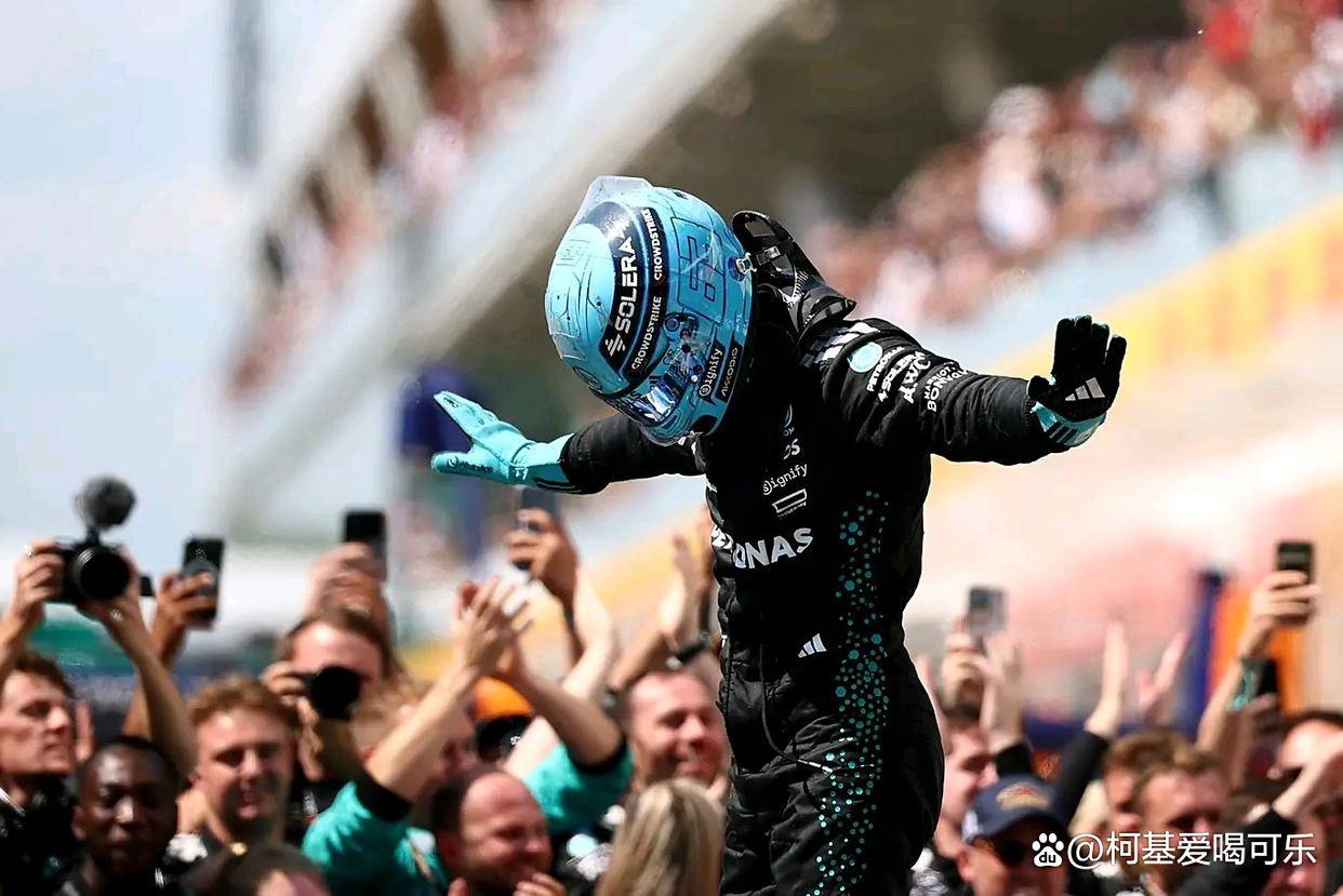 梅赛德斯横扫红牛二队，拉塞尔点燃赛场的简单介绍