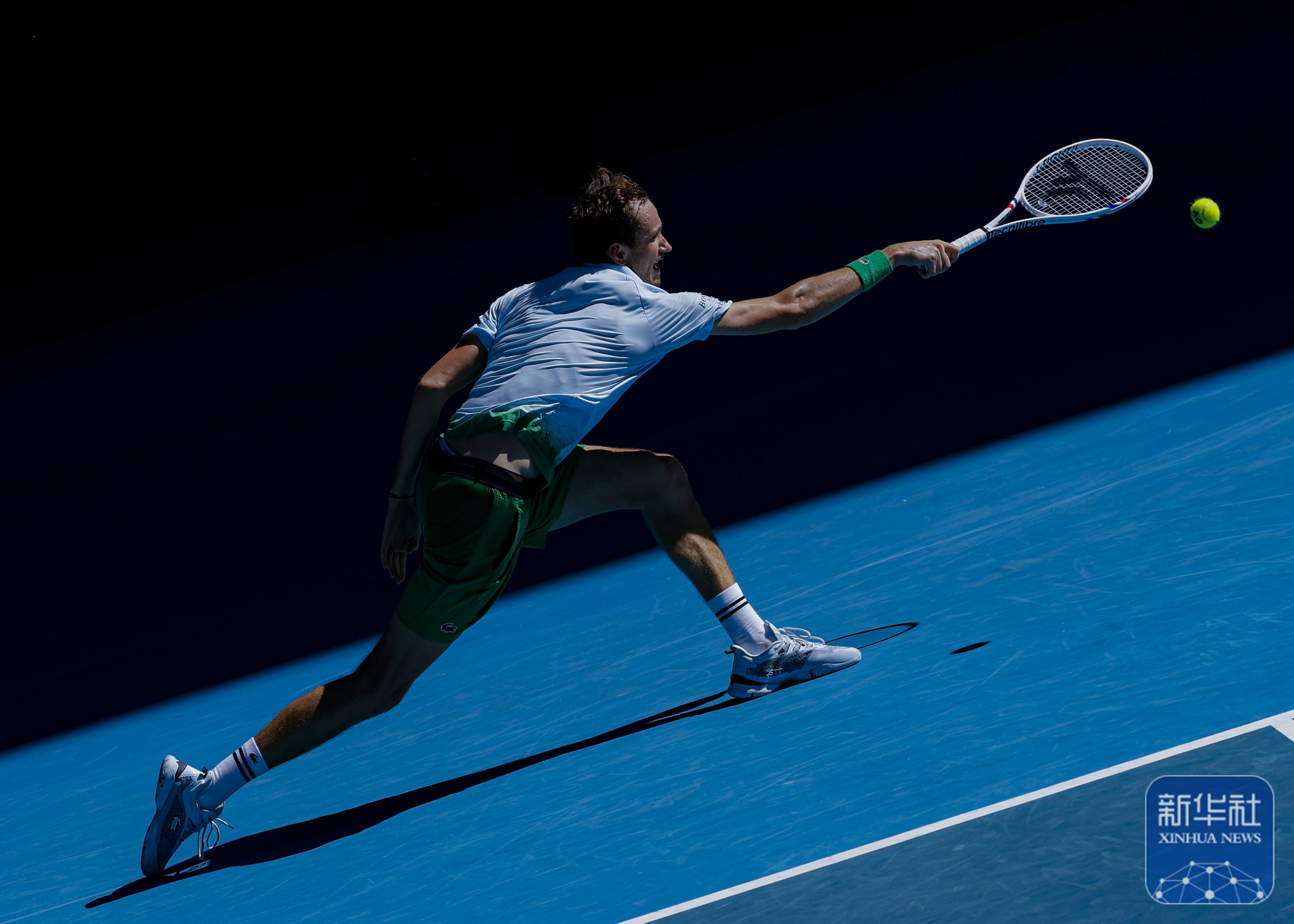 开云体育-澳网逆转戴维斯杯，梅德韦杰夫刷新纪录