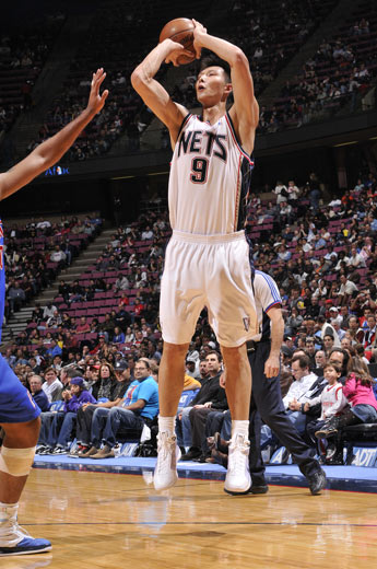 篮网绝杀凯尔特人，易建联关键制胜