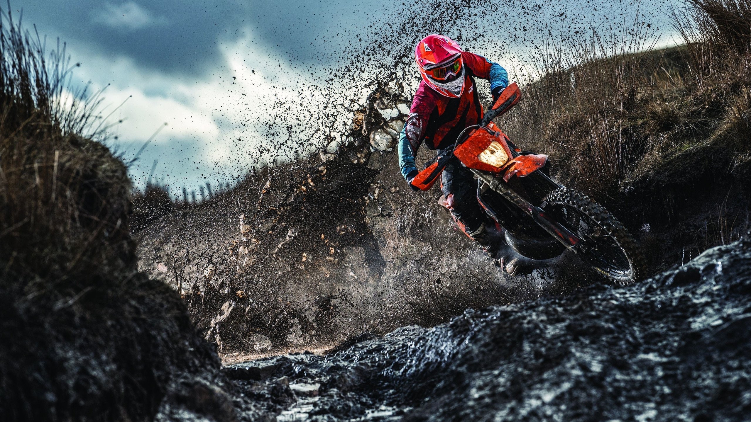 开云平台-西甲国家德比之夜，布克点燃赛场